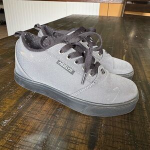 Heelys Kids Black and Gray Sneakers size 1